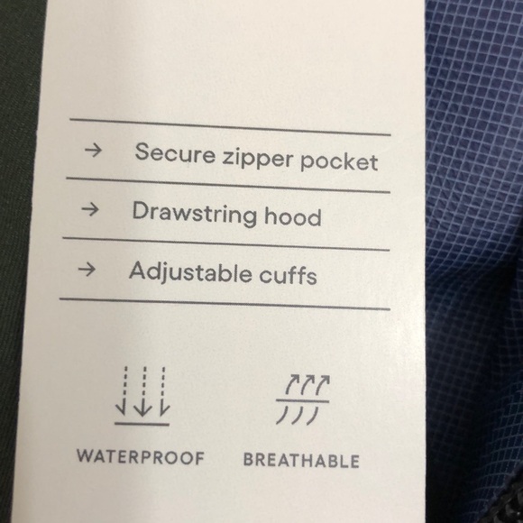 NWT All In Motion Rain Lightweight Jacket Size S - Picture 12 of 14